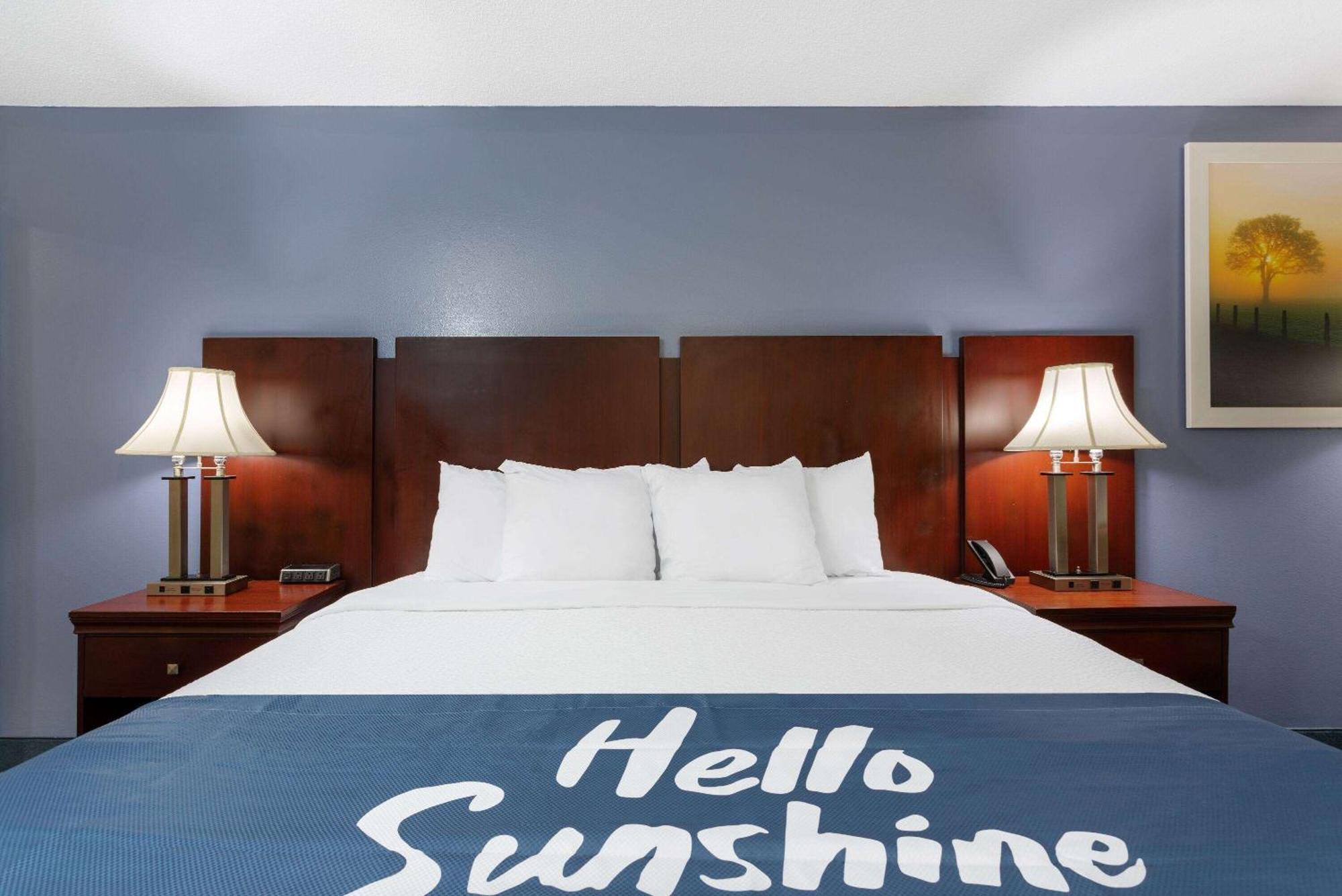 Days Inn By Wyndham Chipley Buitenkant foto