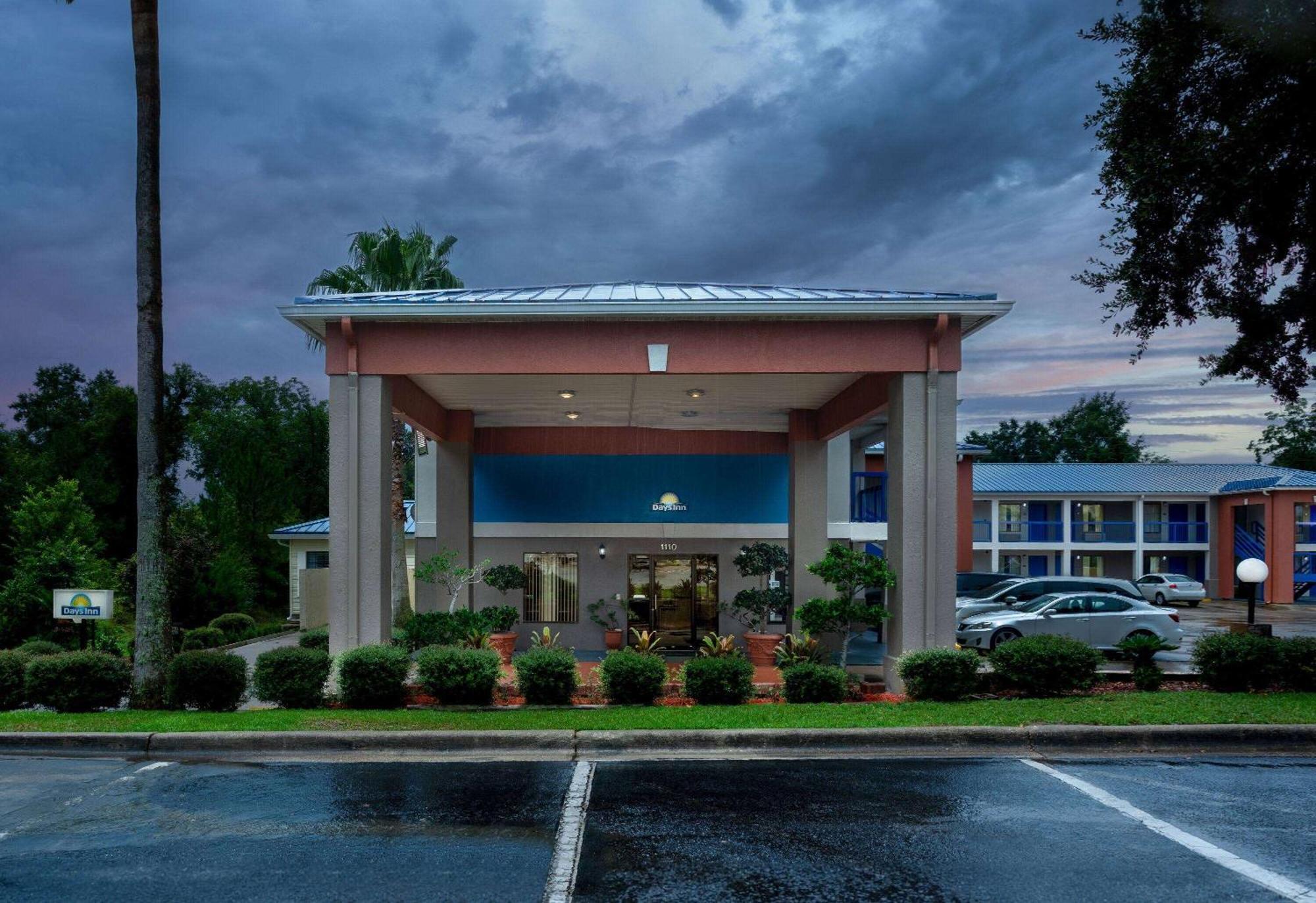 Days Inn By Wyndham Chipley Buitenkant foto