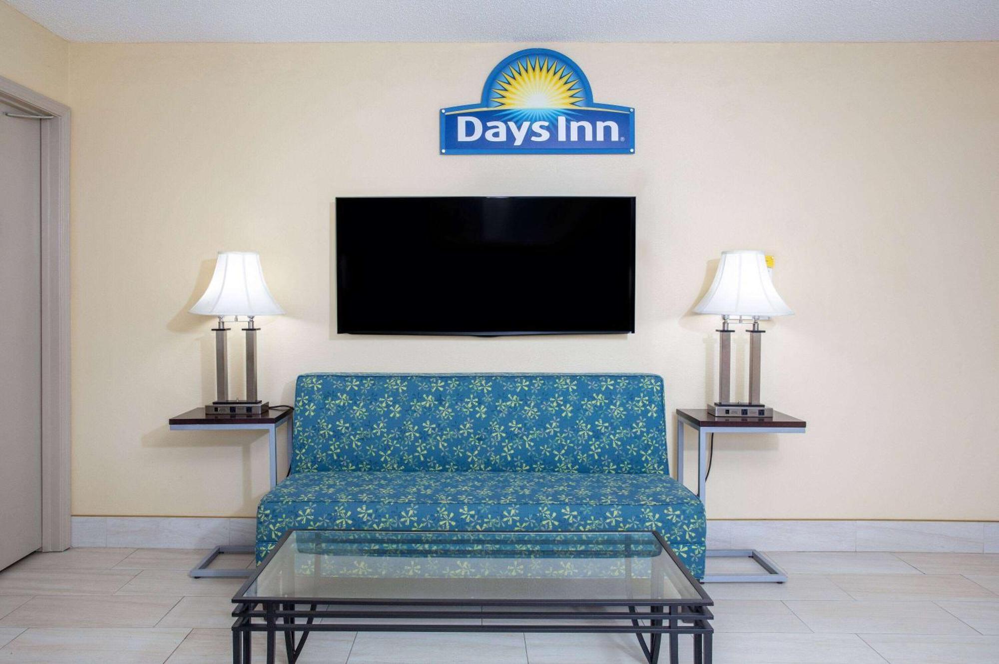 Days Inn By Wyndham Chipley Buitenkant foto